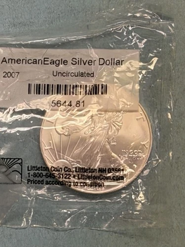 2007 american eagle silver dollar uncirculated. 1 oz Fine Silver $1