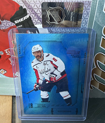 Upper Deck 2025-26 Metal Universe Hockey Alex Ovechkin #54 blau PMG 28/50