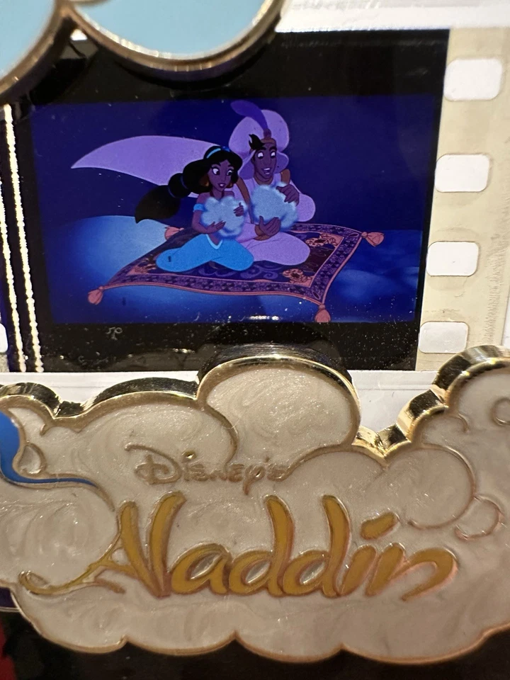 Pieza de películas de Disney - PODM - Jazmín y Aladdin - Prendedor LE 2000 Disney RARO DIFÍCIL DE ENCONTRAR Foto 2 de 4