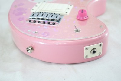 【値下げ】ZO-3 Hello Kitty ピンク Fernandes ZO-3 Hello Kitty PINK Electric Guitar Built-In Amplifier