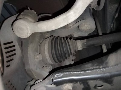 VORDERER LINKER KNÖCHEL / 2540971 FÜR TOYOTA AURIS ACTIVE