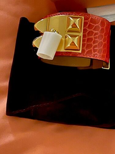 Hermès Shiny Red Geranium ALLIGATOR Skin CDC Bracelet GH Cites & Box NEW