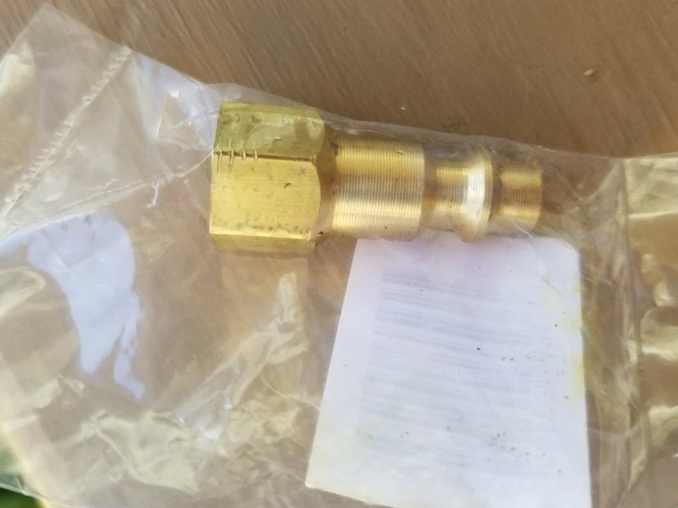 Preventor de reflujo prueba gallo Winterize Blowout accesorio de aire Febco 765 SAE Air  Foto 2 de 4