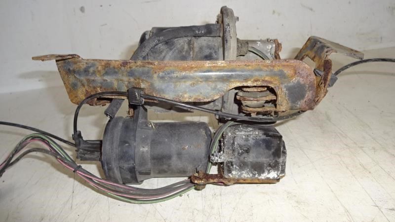 94-99 Cadillac Buick Oldsmobile Pontiac Air Suspension Compressor 