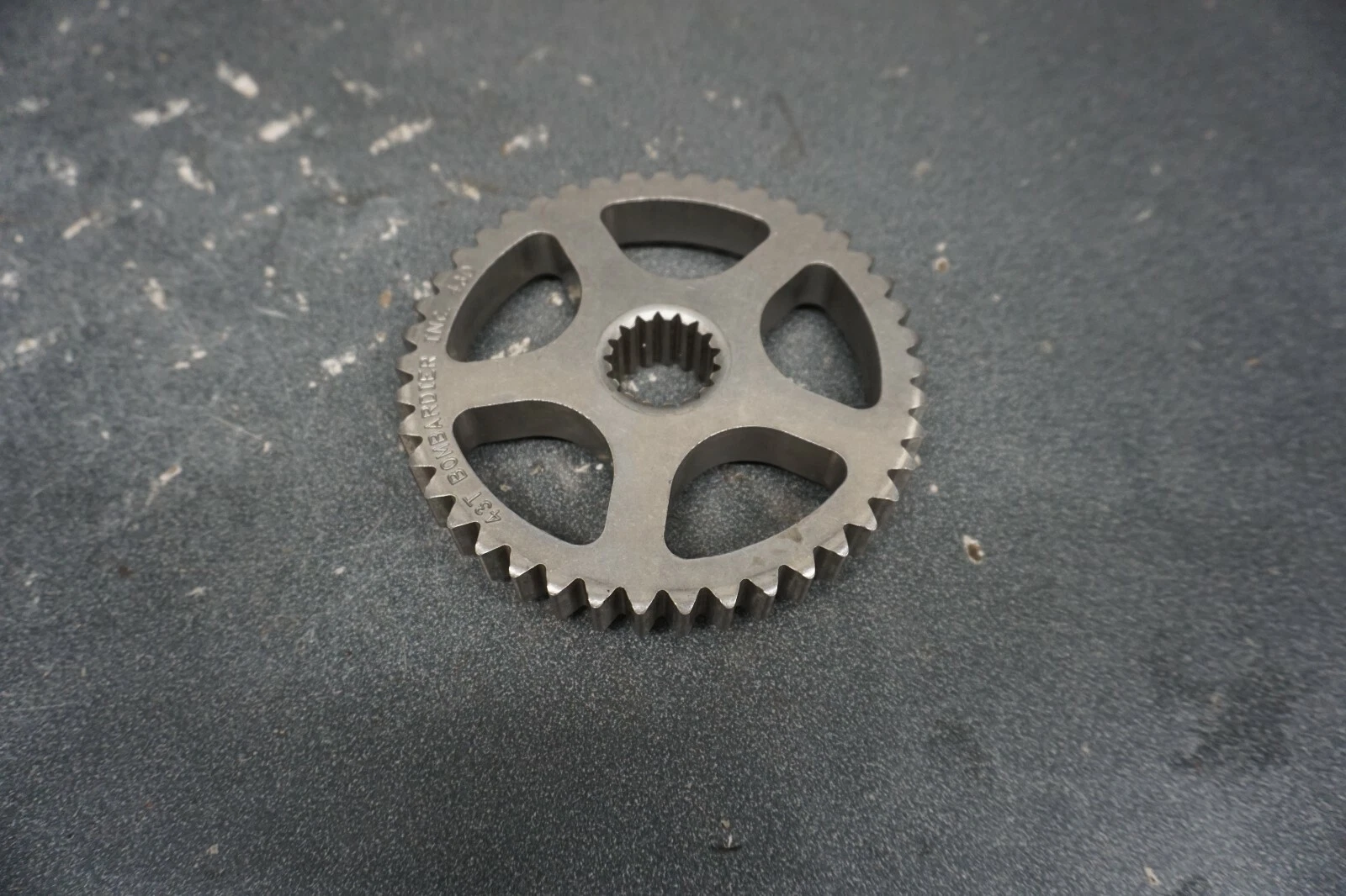 1997-2009 Ski-Doo OEM 43 Teeth Chaincase Sprocket Formula Summit MXZ Touring