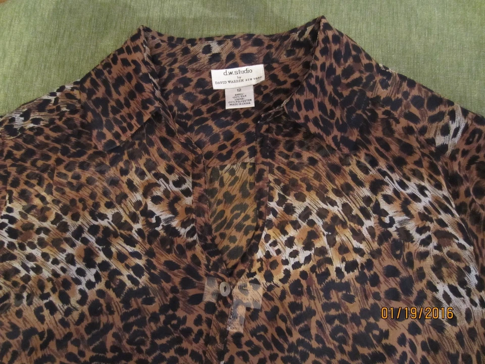 D.W. Vestido Camisa Studio David Warren 100% Seda Talla 12 Estampado Animal Usado en Excelente Condición Foto 3 de 4