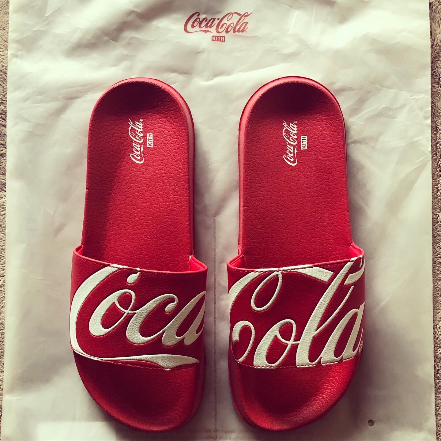coca cola kith slides