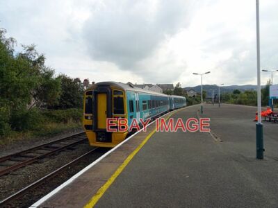 PHOTO  CLASS 158 UNIT 158840  DEPARTS FROM LLANDUDNO JUNCTION STATION