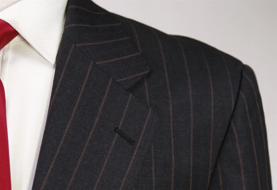Traje Belvest Negro Carbón con Rayas Rojas Super 130's Lana 2-Btn 42L Foto 4 de 4