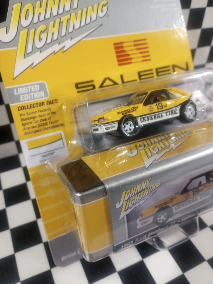 2024 Johnny Lightning 1: 64 黄色和白色 1988 年福特野马 GT Saleen — 第 2/4 张图片