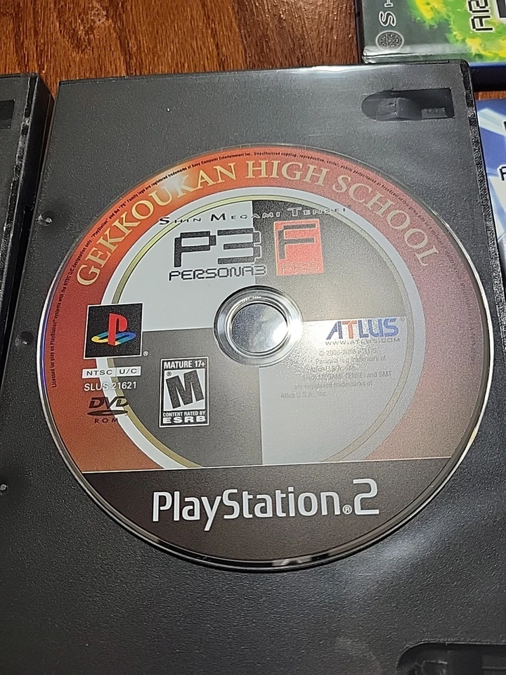 Shin Megami Tensei Person 3 OG & FES Plus The Other Stuff - MENOS FUNDAS...CASI? Foto 3 de 4