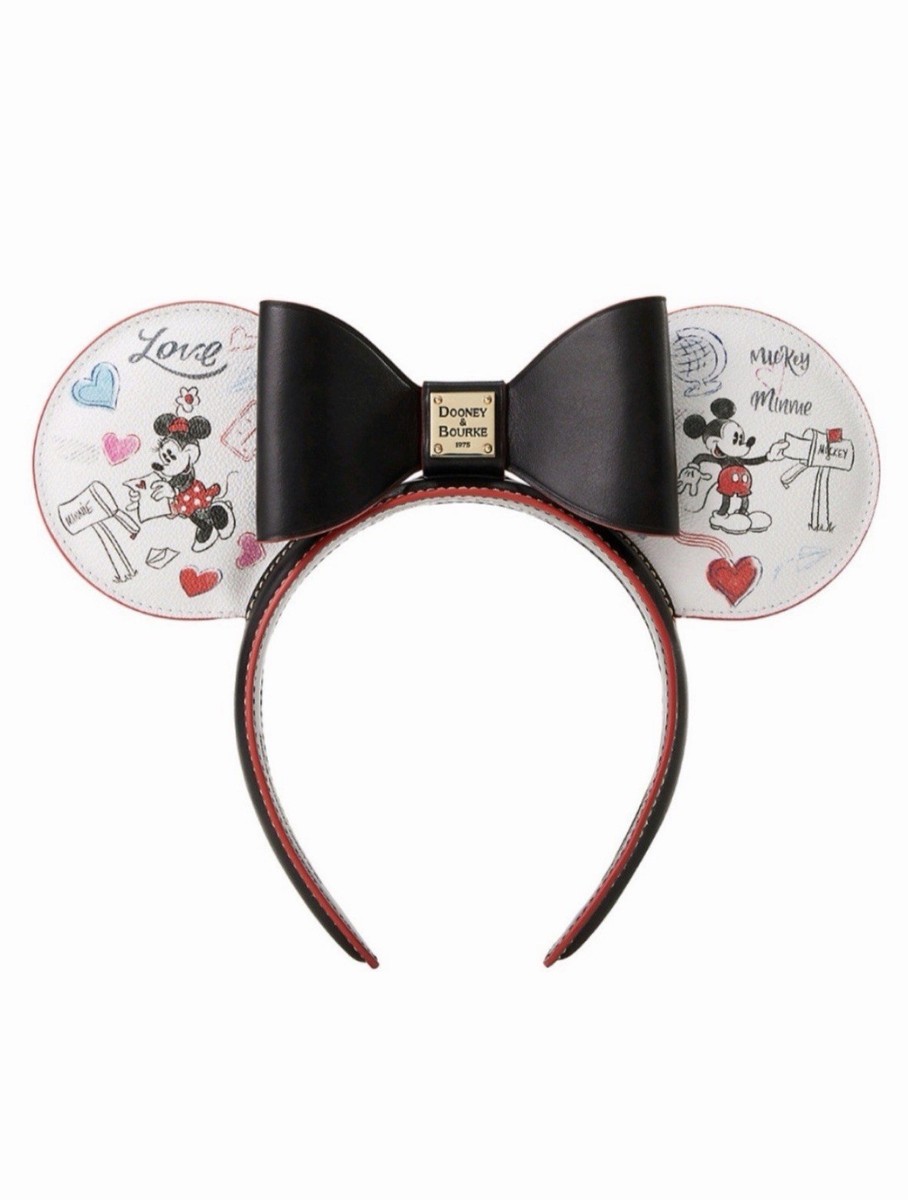 Disney Dooney & Bourke Mickey and Minnie Mouse SWEETHEARTS 