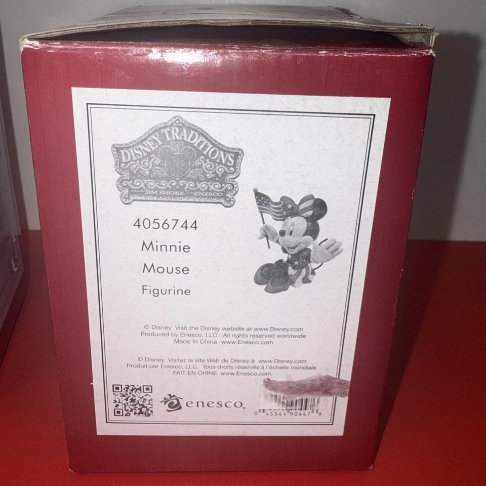 Nuevas figuras patrióticas de Mickey y Minnie Mouse de Jim Shore de Disney Traditions EE. UU. Foto 4 de 4