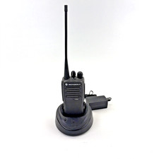 Motorola CP200D UHF 403-470 MHz Radio AAH01QDC9JC2AN w/Battery  Charger EUC
