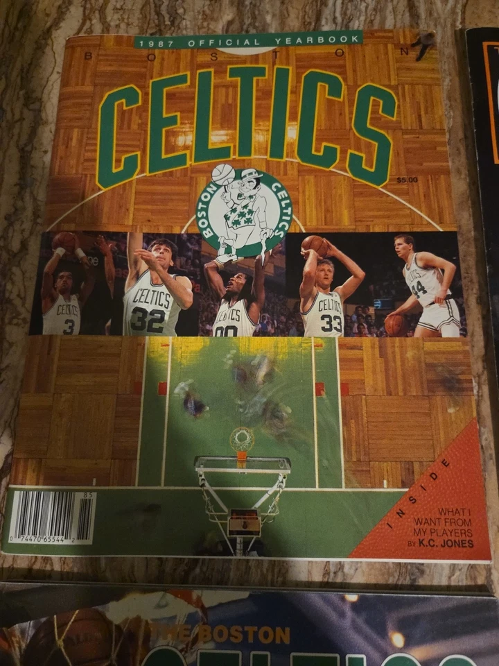 1987~1991/LOT OF 4-BOSTON CELTICS OFFICIAL YEARBOOK SET-NM - Image 3 of 4