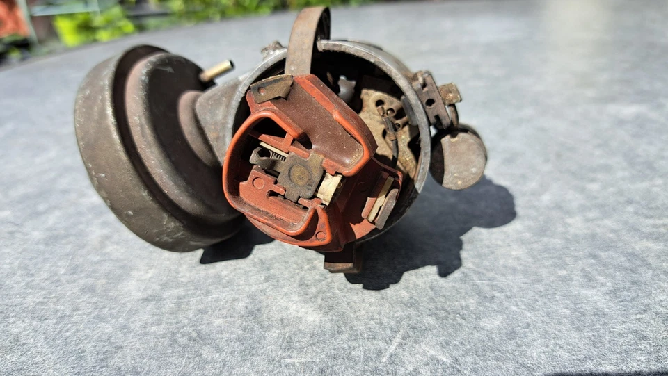 BMW E21 E12 E10 1502-2002 Distribuidor de encendido BOSCH 0231181016 Motor M10 JFUD4 Foto 3 de 4