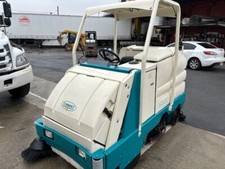 Tennant floor scrubber sweeper 8300