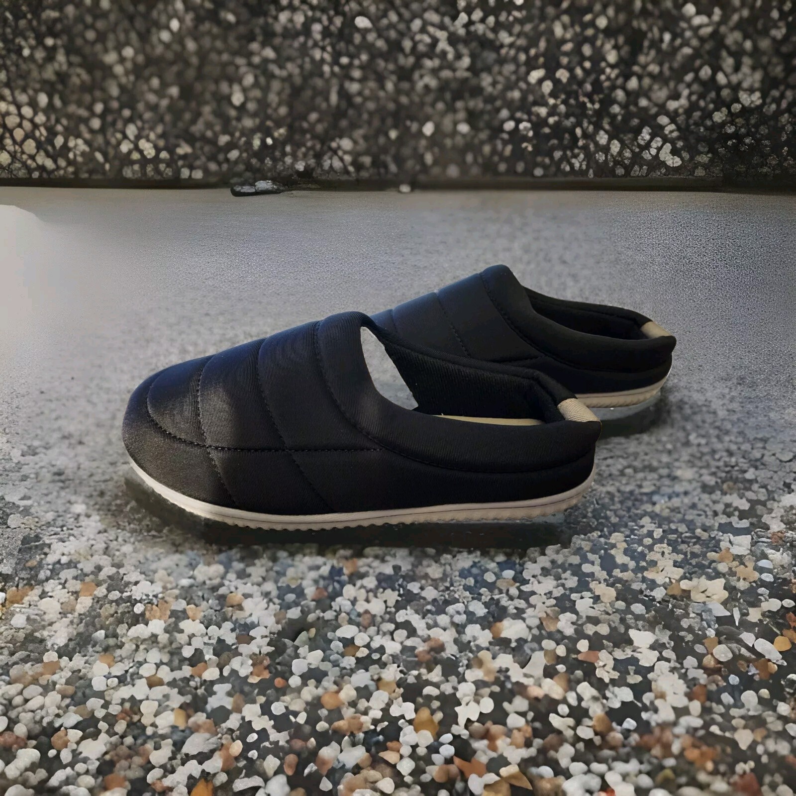 Dearfoams Slippers Women's Memory Foam Clogs Black Water Resistant Sm 5-6  NEW-image