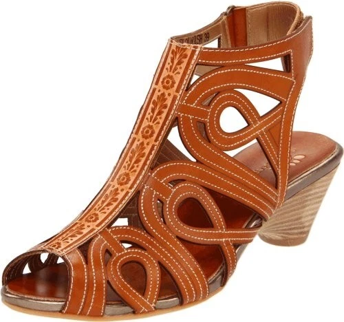L'Artiste by Spring Step Flourish Gladiator Sandal