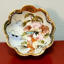 NIppon Colorful Hand Painted Porcelain Footed Open Salt Cellar Scalloped w/ Gold