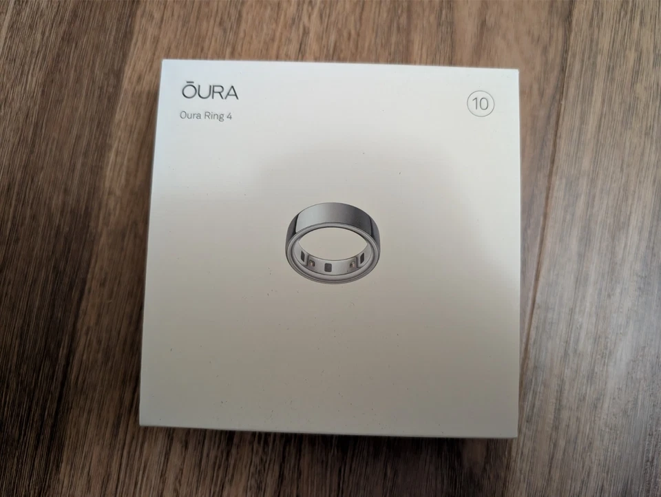 OURA Ring Gen 4 -  Brand New - Sealed - Silver - Size 10 - Image 2 of 3
