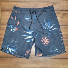 VANS Black w/ Spike Floral Board Shorts - Size 28