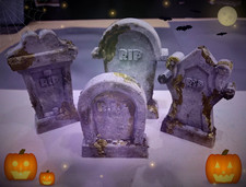 Halloween RIP Tombstone/Gravestone Set 4pc Gray Plastic Freestanding Desk Decor