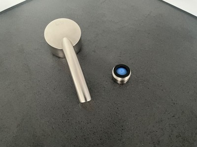 Dornbracht Yota Griff + Perlator für Waschtischarmatur in Platin matt