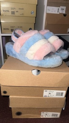 UGG Women s  W Fluff Yeah Slide Size US 9