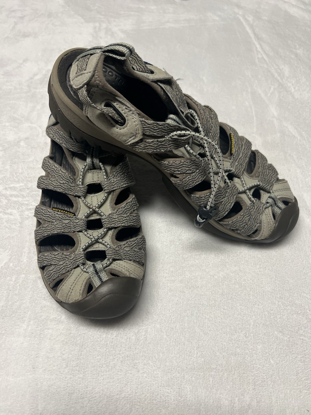 Keen sandalo donna Whisper marrone tortora punta chiusa impermeabile trekking taglia 8 5