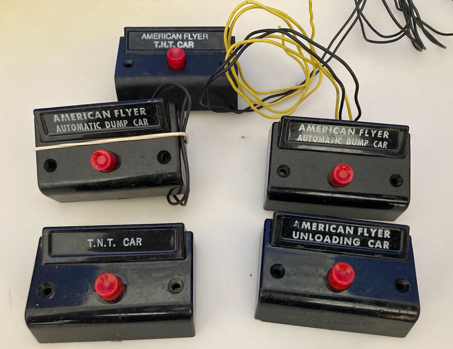 American Flyer S Gauge Control buttons (5) items 2-Auto dump 1-TNT 1 Unloading