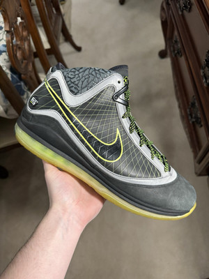 Nike Lebron 7 VII 112 Sample Friends & Family DJ Clark Kent