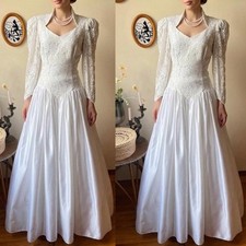 Satin Wedding Dresses Lace Applique Long Sleeve Halter Neck A-Line Bridal Gown