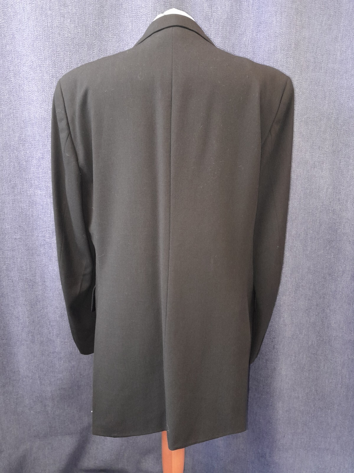 FILA Giacca da pranzo KRUUNU INTERNATIONAL 5 di SAVILE ROW petto 44" indossata pochissimo