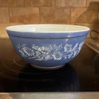 Pyrex Mixing Bowl 403 Colonial Mist Blue With White Flowers 8 ¾” 2.5 L