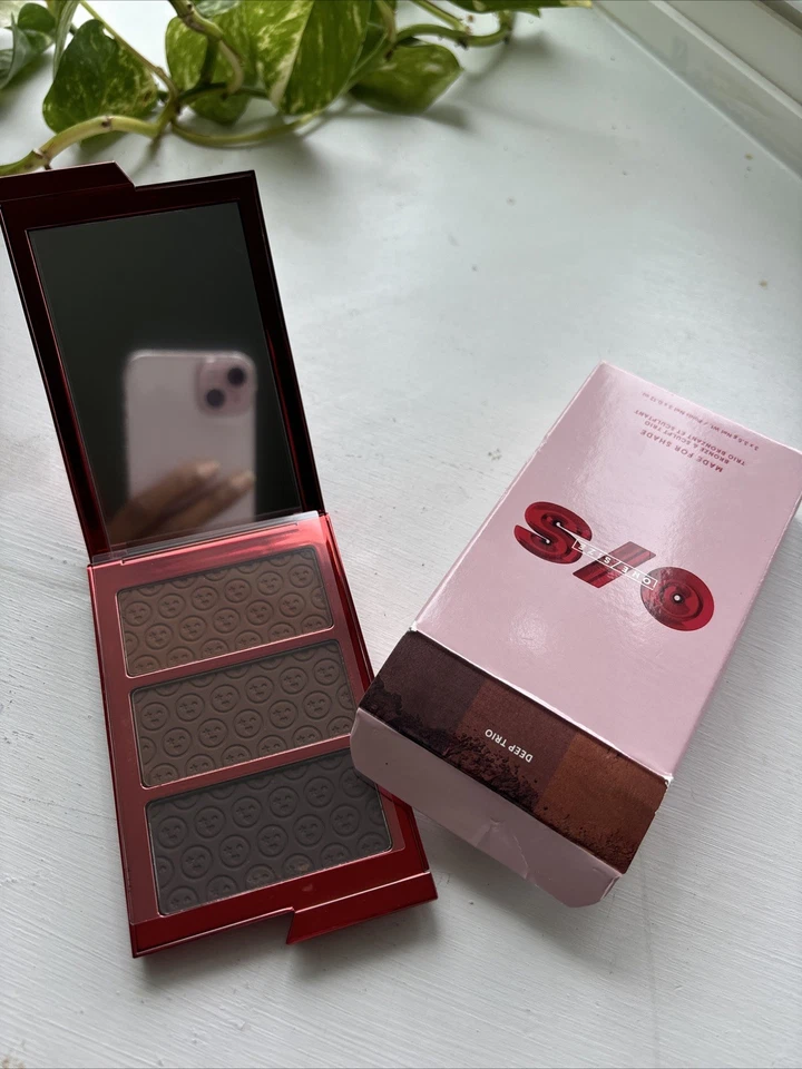 Paleta trío talla única de Patrick Starrr hecha para sombra bronce y escultura + FENTY Foto 3 de 4