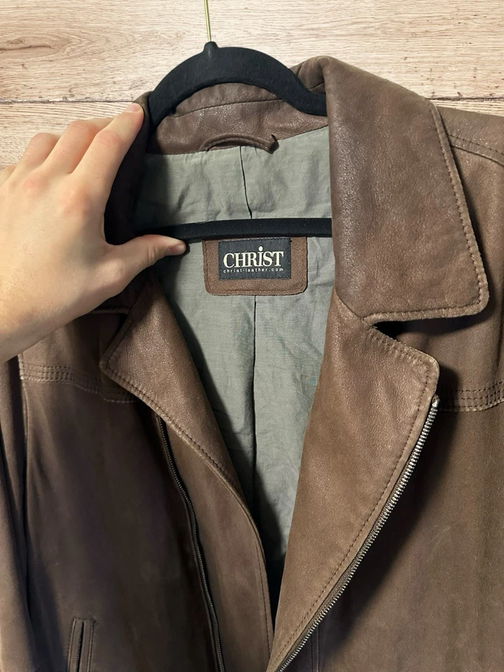 Jaqueta de couro Christ masculina grande - Imagem 3 de 4