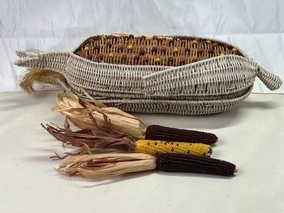 Vintage Wicker CORN BASKET w/ Lid - Ornamental Indian Corn - Autumn Decor
