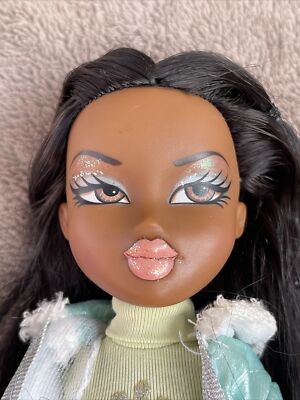 Lot MGA Bratz Wintertime Wonderland Sasha - Vêtements + Accessoires - Vintage