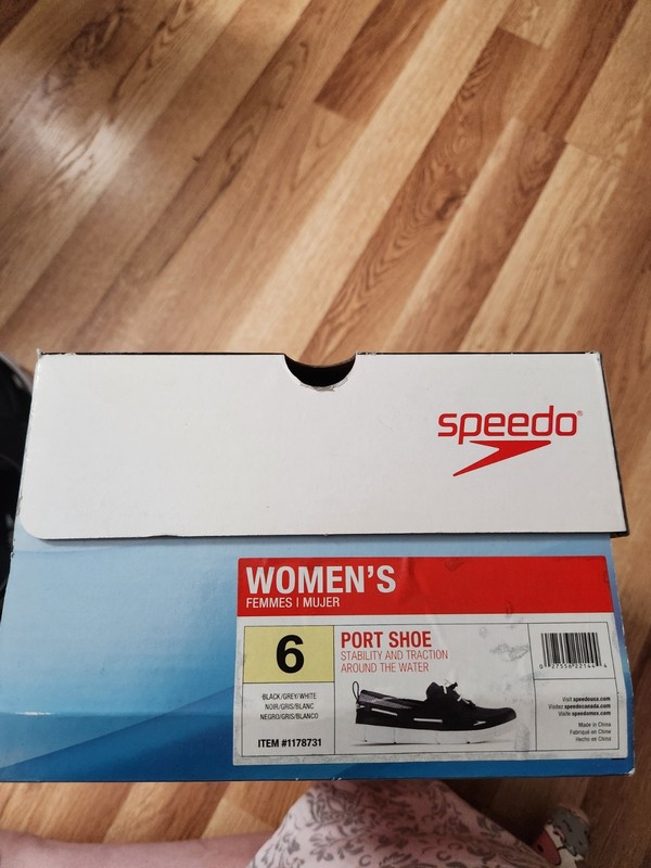 Speedo Port Shoe size 6 womens