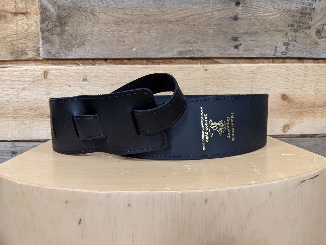 Island Music Basic 25 Brown Leather Strap w Black Stitch 6390₽