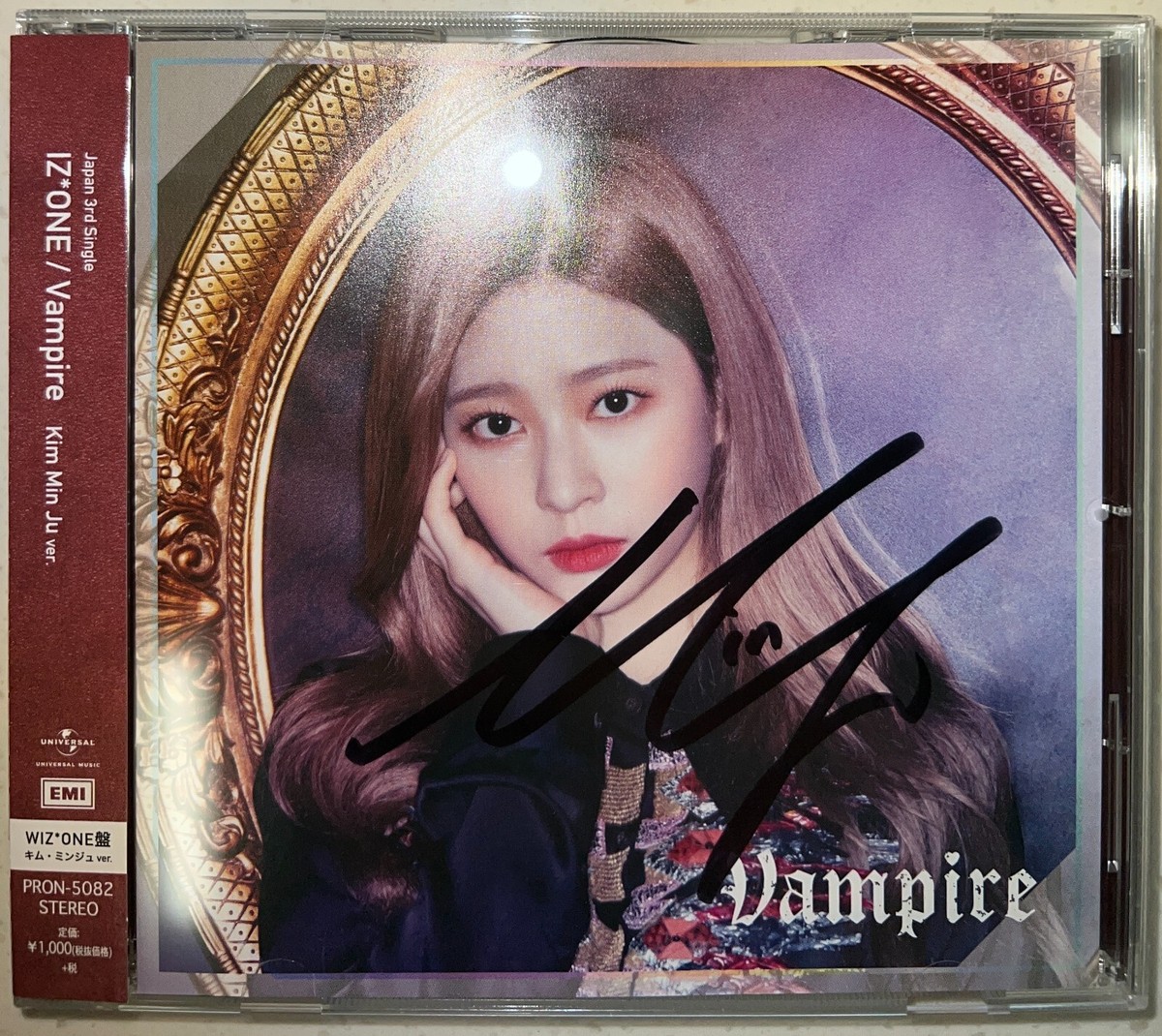 IZ*ONE Vampire Kim Minju Autographed Signed Album IZONE | eBay