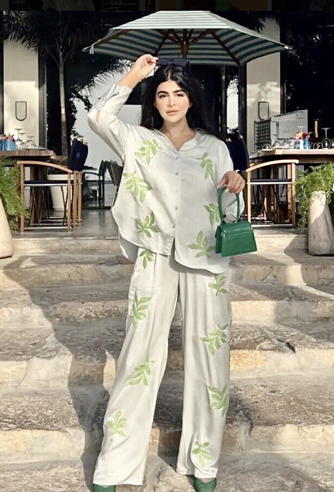 ZARA Co-Ord Leaf Embroidered Beaded Set Sequin Shirt Blouse ZARA Co-Ord Leaf Embroidered Beaded Set Sequin Shirt Blouse