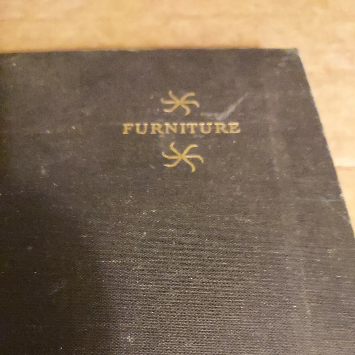 Furniture 　　Frank Davis Vintage 1958 Hardcover Book 