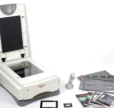 Agfa Duoscan T2500 SCSI Photo scanner + negative carriers and cables + software