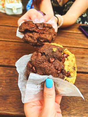 New York Style Cookies (Box of 6 giant cookies crispy outside and gooey inside)