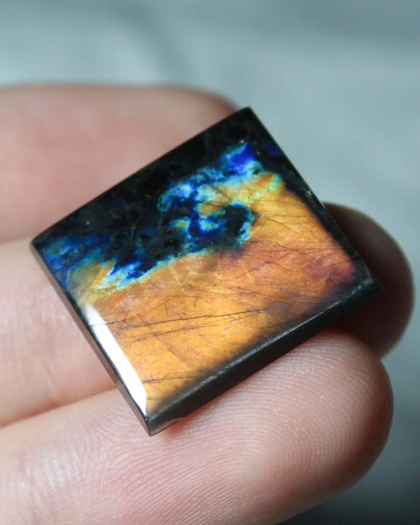 Real Finnish Spectrolite High Quality cabochon Ylamaa Finland - second product detail image