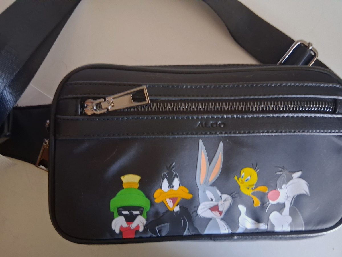 Aldo Looney Tunes LTD Marvin Bugs Bunny Daffy Duck Tweety Belt Bag 