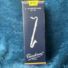 Vandoren Traditional Bass Clarinet Reeds Strength 2.5 Box of 3