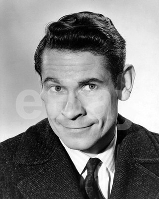Stanley Baxter 10x8 Foto